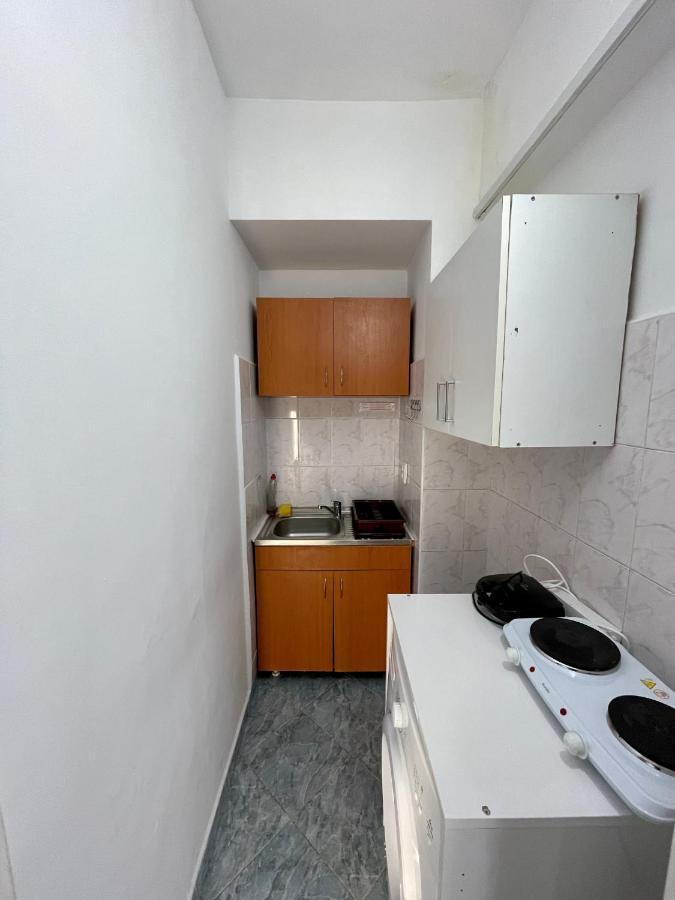 Luanaapartments #2 Otopeni Kültér fotó